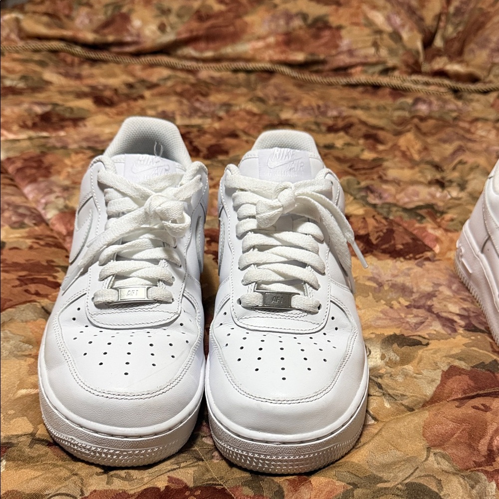 Nike Air Force 1 White Sneakers